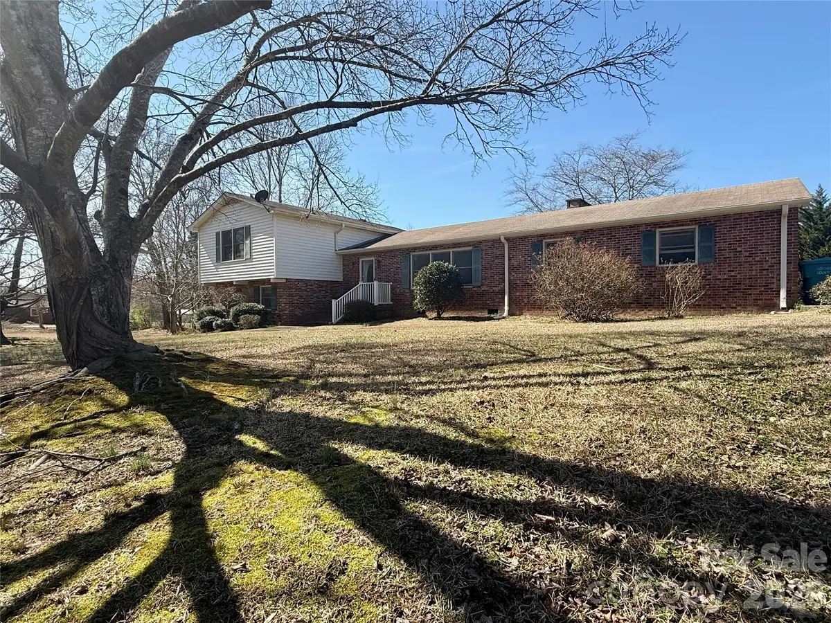 607 Edgewater Drive, Gaffney, SC 29340 - #1