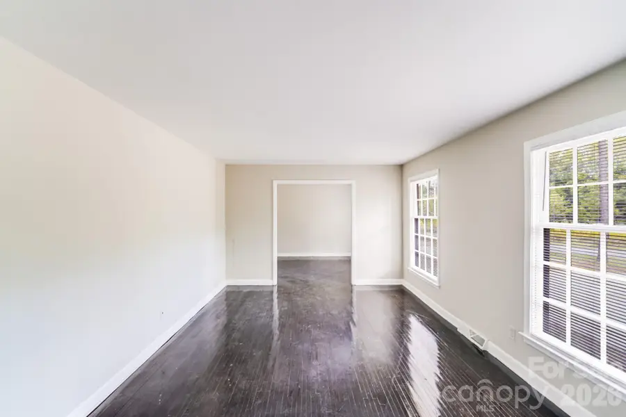 8337 Reedy Creek Road, Charlotte, NC 28215 - #2