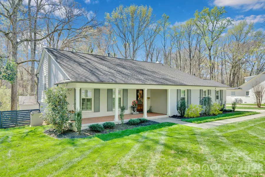 5752 Bellechasse Street, Charlotte, NC 28210 - #2