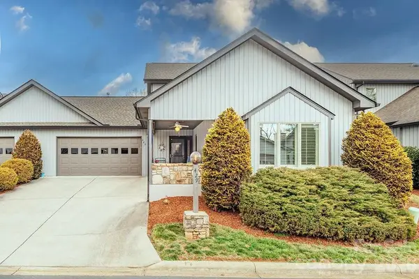 429 Kyfields Drive, Weaverville, NC 28787