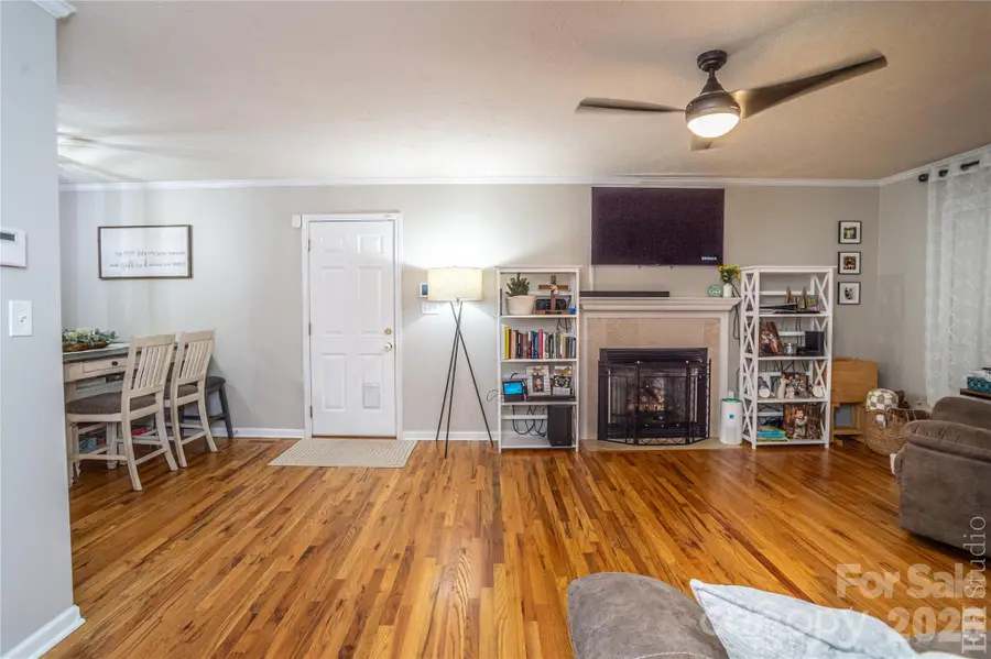 3321 39th Avenue Court Ne #5, Hickory, NC 28601 - #3