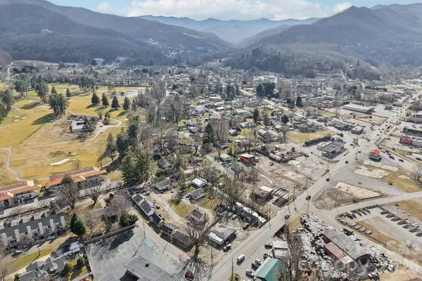 6 Neon Place, Waynesville, NC 28786