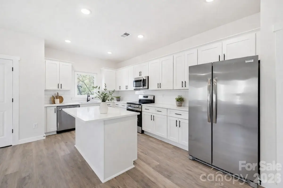 2332 Merts Way, Hudson, NC 28638 - #1