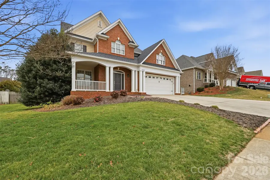 1838 31st Avenue Lane Ne, Hickory, NC 28601 - #3