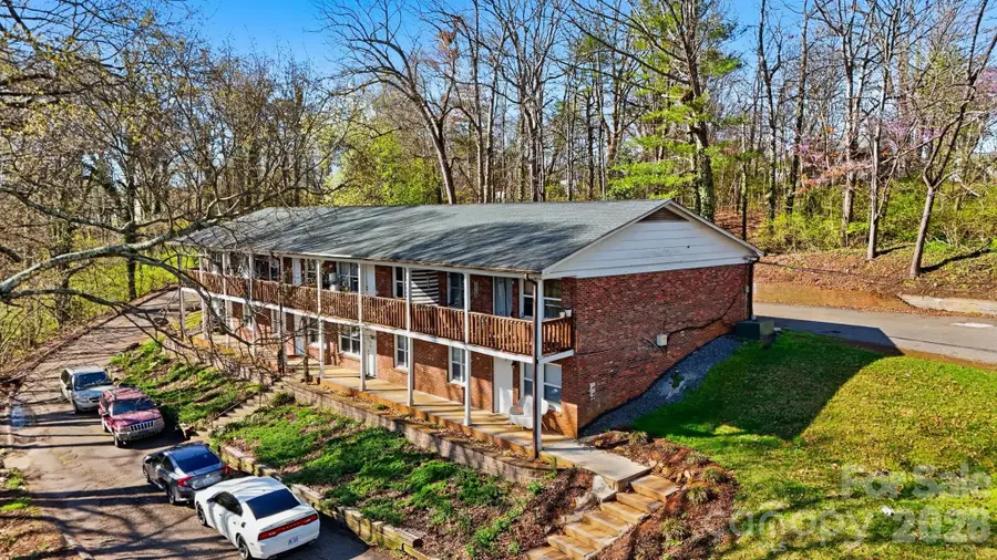 1075 7th Avenue Nw, Hickory, NC 28601 - #2