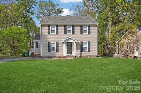 2354 Castlecomer Drive, Charlotte, NC 28262