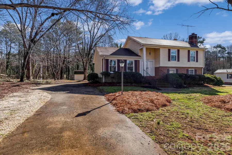 3000 Windrow Lane, Matthews, NC 28105 - #3