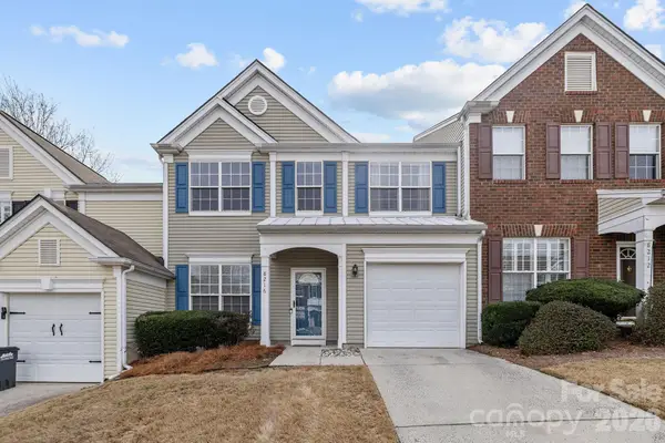 8216 Gossomer Bay Drive, Charlotte, NC 28270