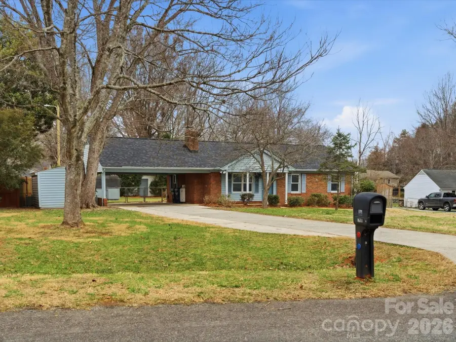 6111 Dovetail Court, Charlotte, NC 28227 - #3