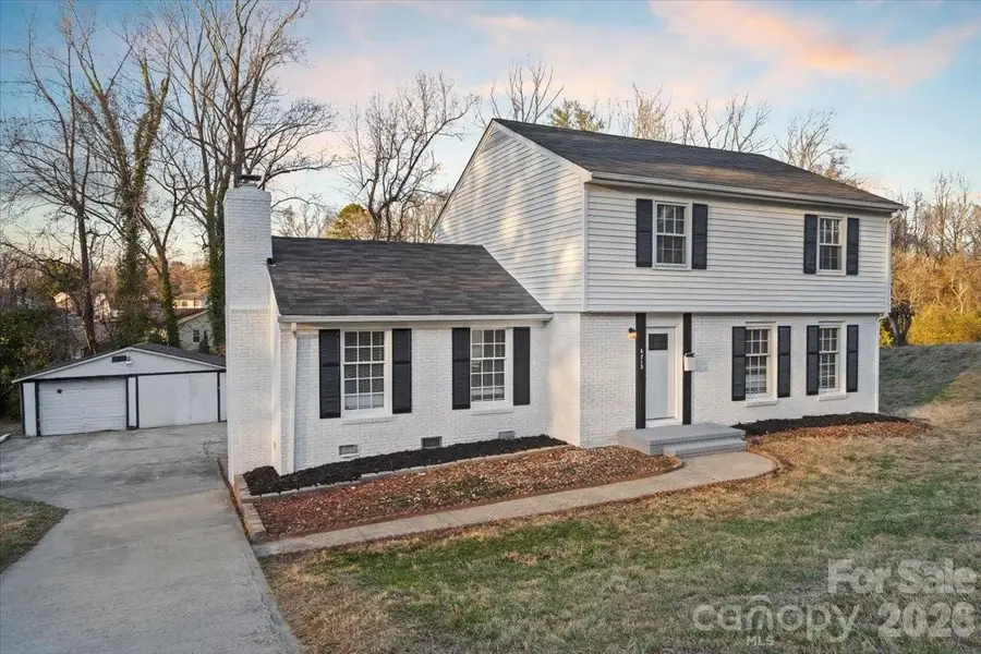 6713 Somersworth Drive, Charlotte, NC 28215 - #3