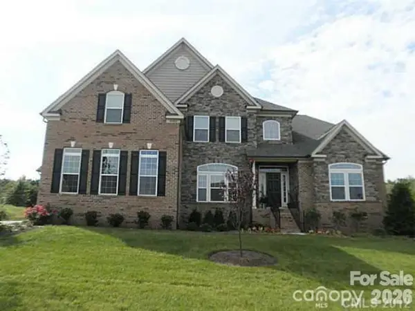 8480 Penton Place, Harrisburg, NC 28075