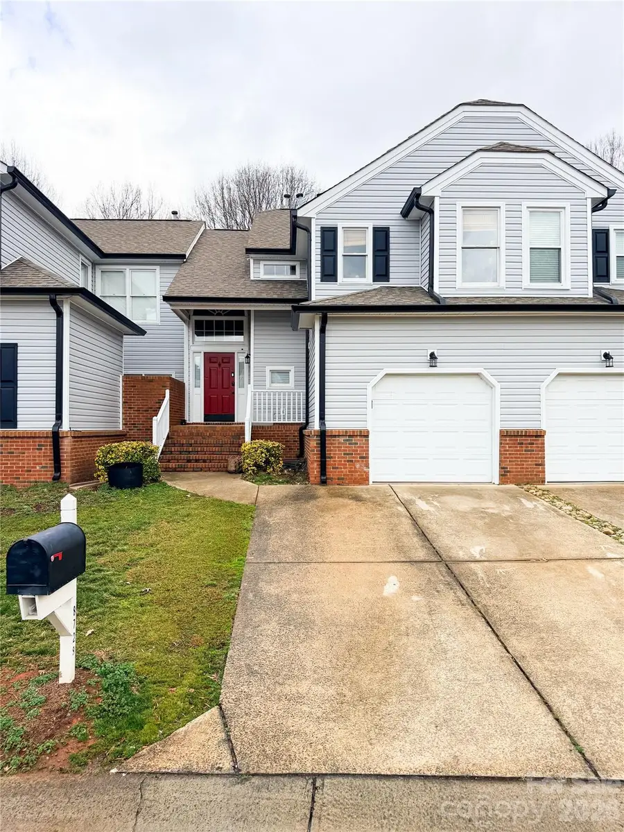 8729 Fox Chase Lane, Charlotte, NC 28269 - #2