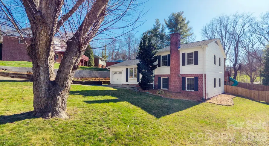 14 Lynwood Circle, Asheville, NC 28806 - #2