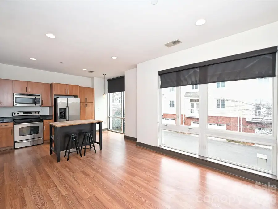 2200 Lyndhurst Avenue #102, Charlotte, NC 28203 - #3