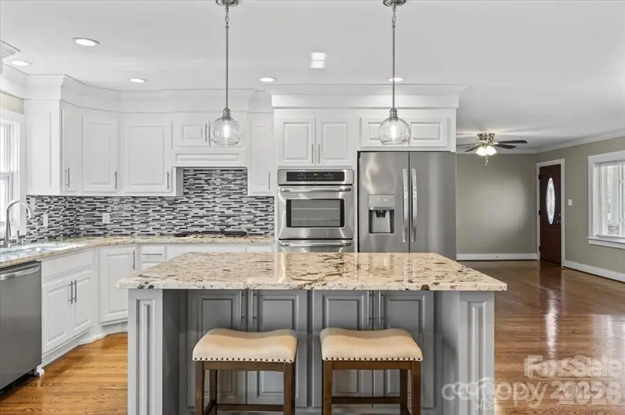 492 14th Avenue Avenue Ne, Hickory, NC 28601 - #2