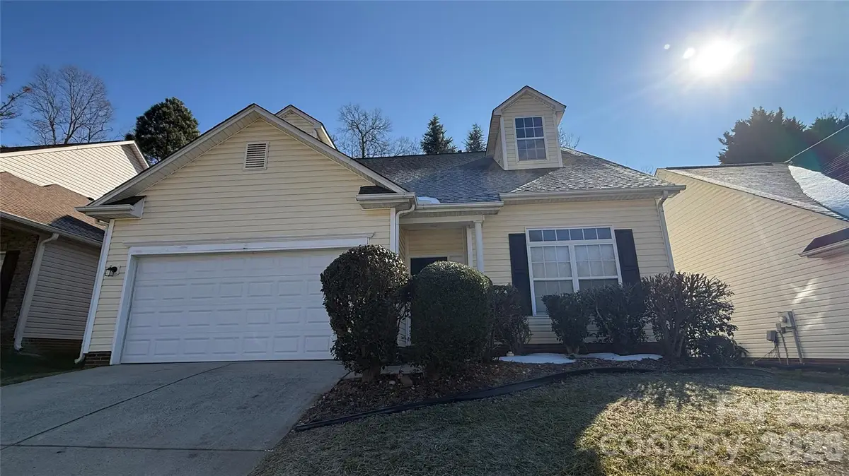 6832 Brachnell View Drive, Charlotte, NC 28269 - #1