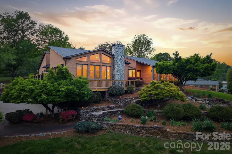 213 Hospital Avenue, Lenoir, NC 28645 - #2