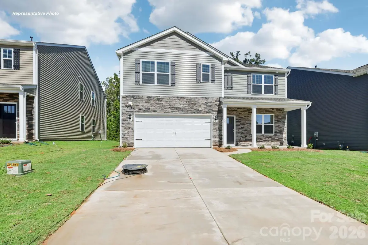 400 Dazzle Loop, Newton, NC 28658 - #1