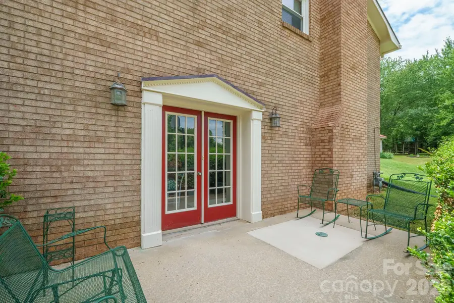 201 Wellington Drive, Lincolnton, NC 28092 - #3