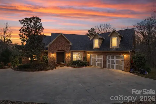 27 Wateree Key Court, Winnsboro, SC 29180