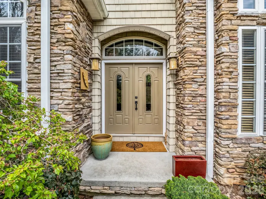 21 Kanuga Forest Drive, Hendersonville, NC 28739 - #3