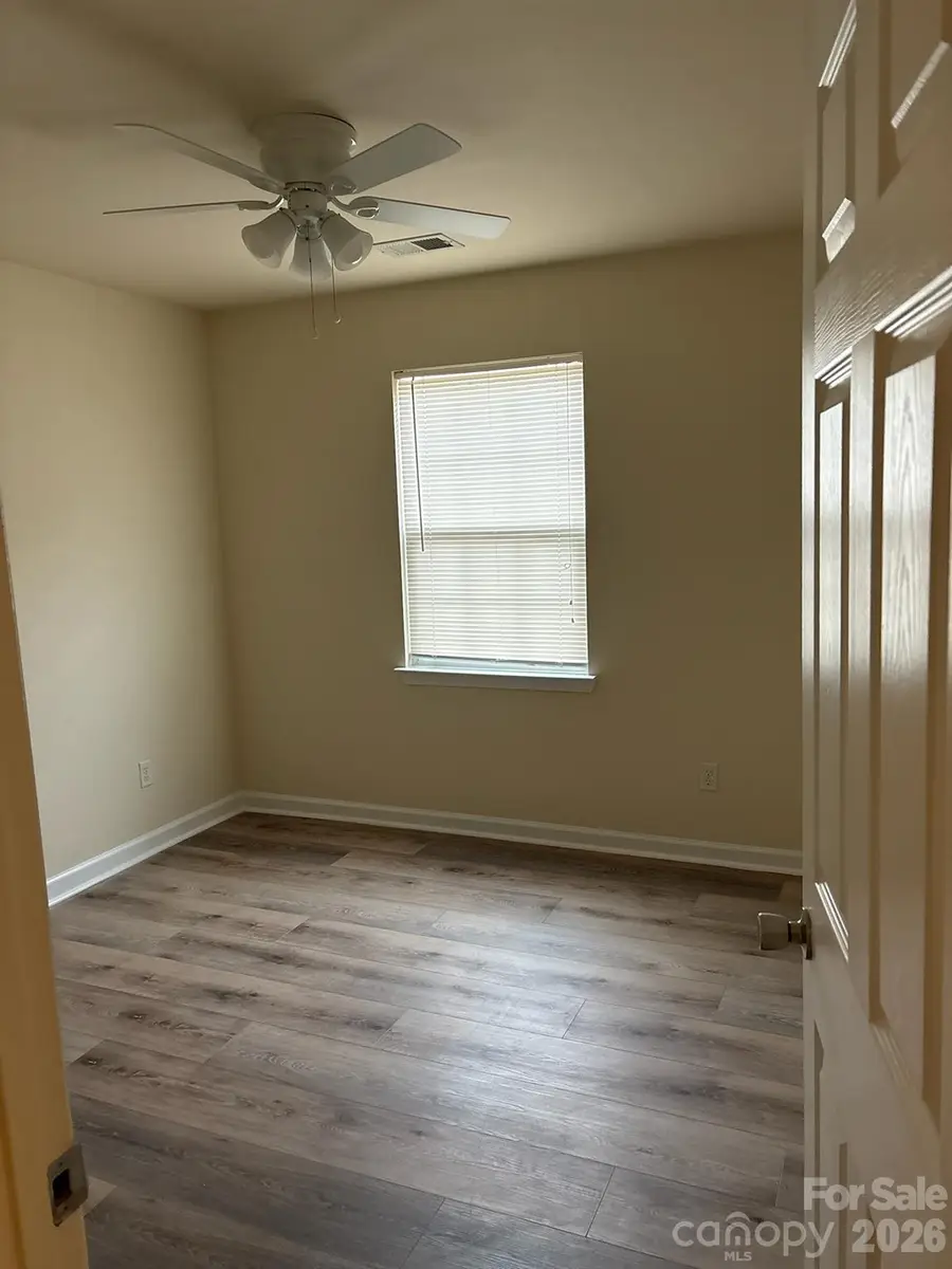 7515 Woodknoll Drive, Charlotte, NC 28217 - #2