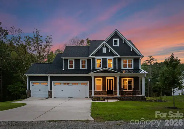 16515 Munson Hill Road, Charlotte, NC 28278