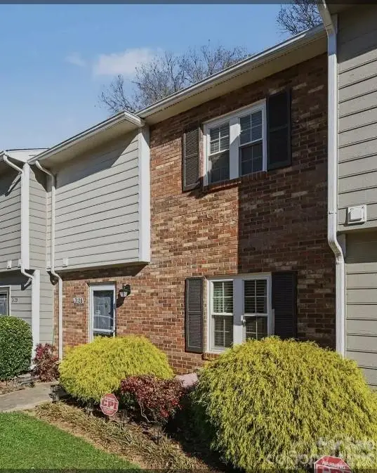 3126 Heathstead Place, Charlotte, NC 28210