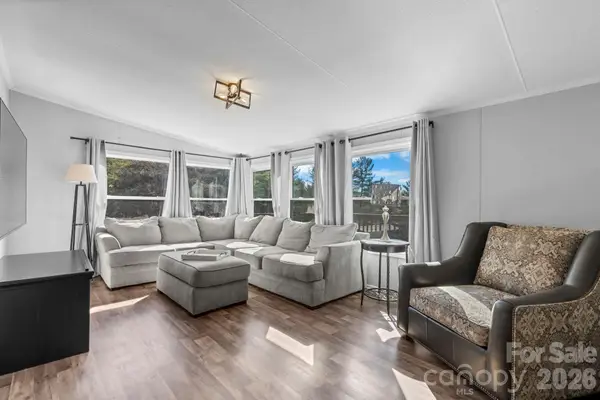 250 Dirt Road, Taylorsville, NC 28681