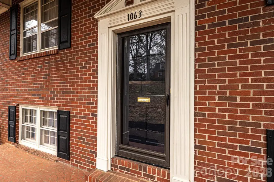 1063 4th Avenue Drive Nw, Hickory, NC 28601 - #2