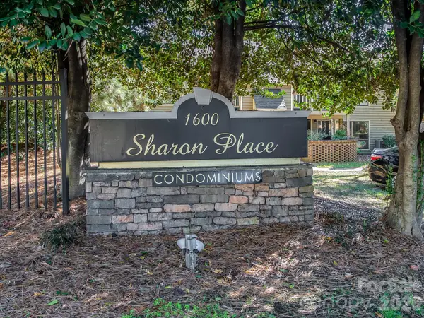 1612 Sharon Road W #68, Charlotte, NC 28210
