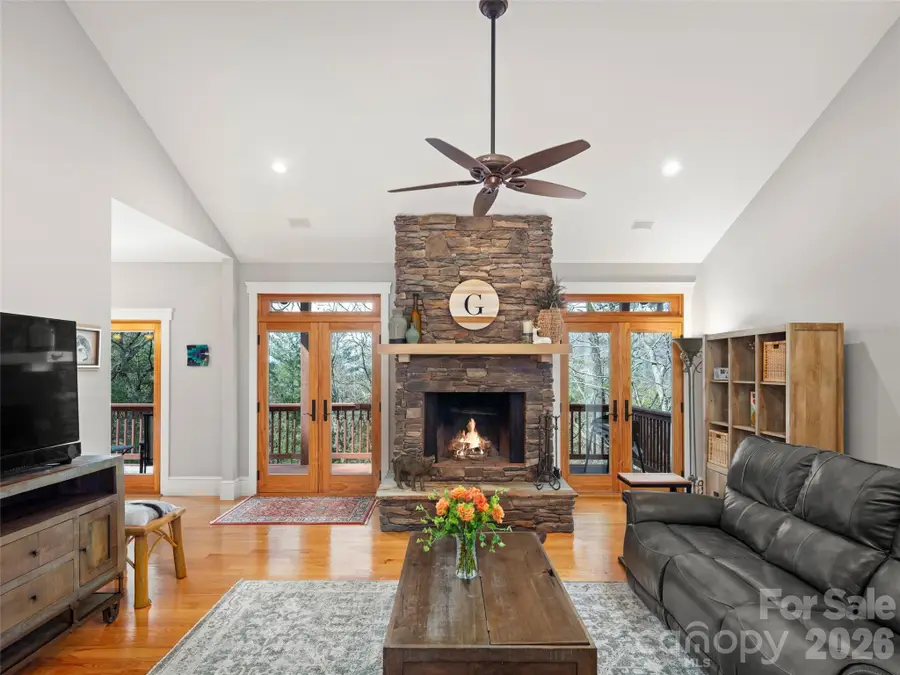 9 Stegall Lane, Asheville, NC 28805 - #2