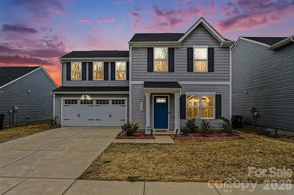 5141 Rustling Pines Court, Charlotte, NC 28215