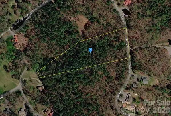 390 Victory Lane, Murphy, NC 28906