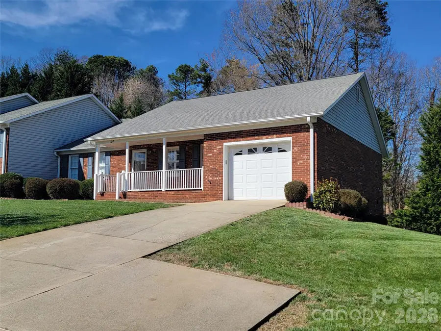 107 Forrest Glenn Court, King, NC 27021 - #2