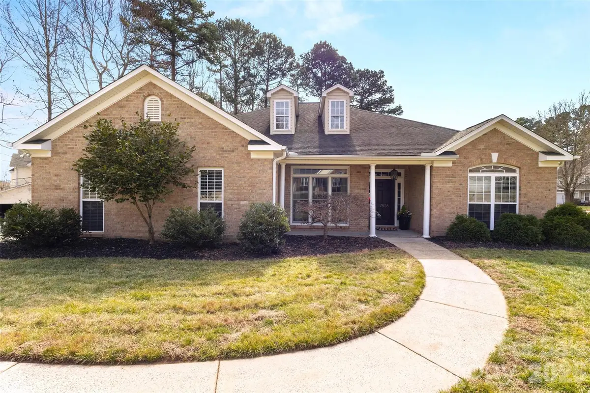 7526 Sedgebrook Drive E, Stanley, NC 28164 - #1