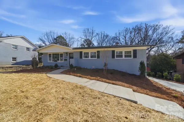 6521 Highwood Place, Charlotte, NC 28210