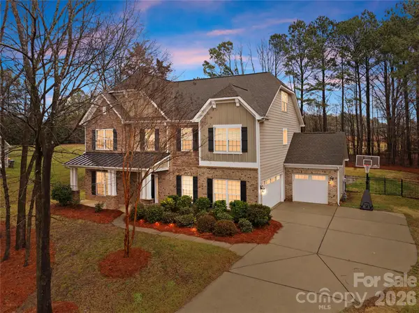 2507 Hamlet Court, Matthews, NC 28105