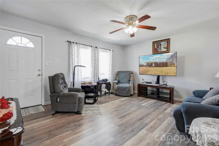 425 Farmview Drive, Gastonia, NC 28056 - #3