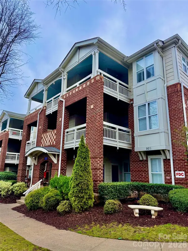 921 Northeast Drive #38, Davidson, NC 28036