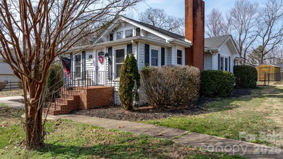 160 Elm Avenue, Hudson, NC 28638 - #2