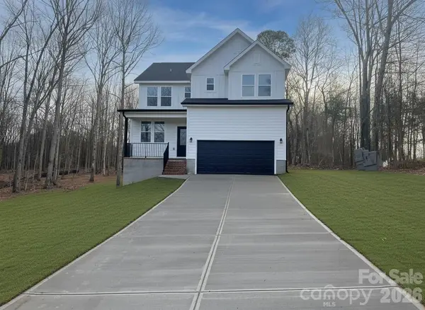 146 Forest Creek Drive, Statesville, NC 28625