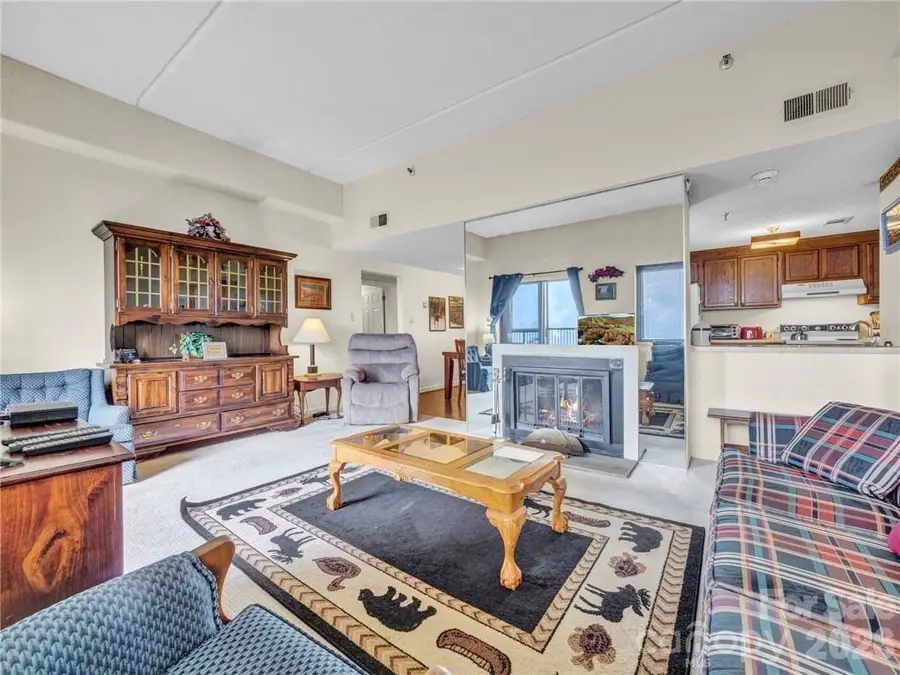 303 Sugar Top Drive #2716, Sugar Mountain, NC 28604 - #3