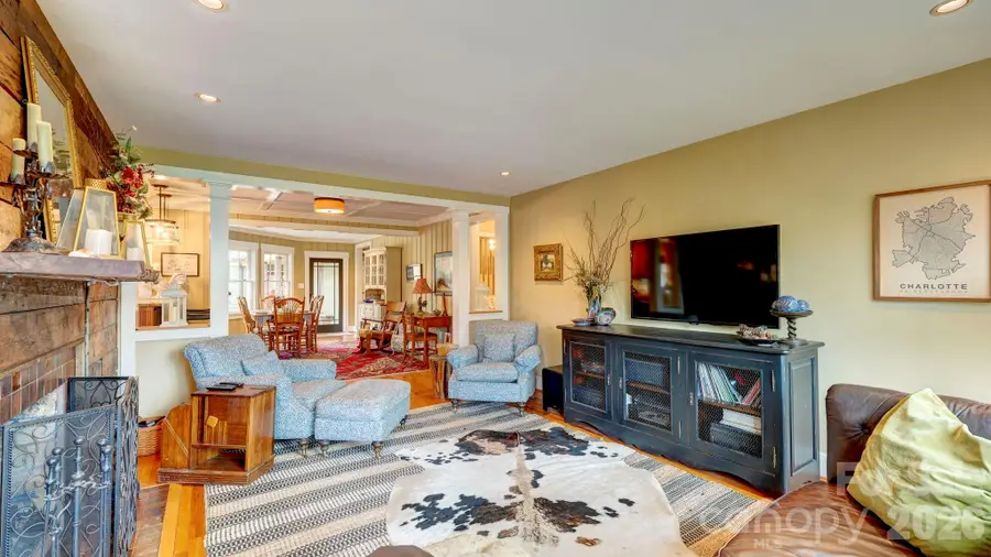 2905 Clover Road, Charlotte, NC 28211 - #3