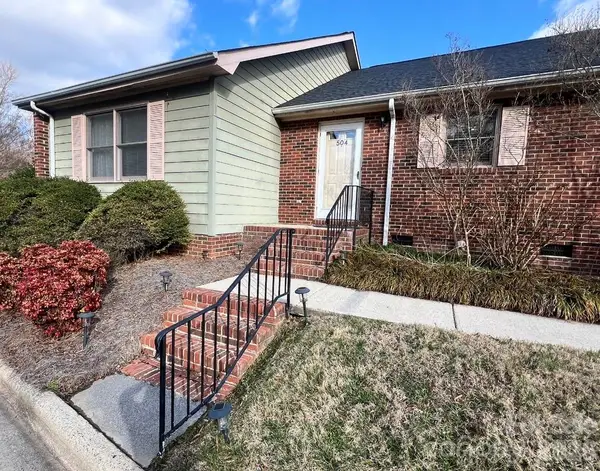 1300 Larchmont Place #504, Salisbury, NC 28144