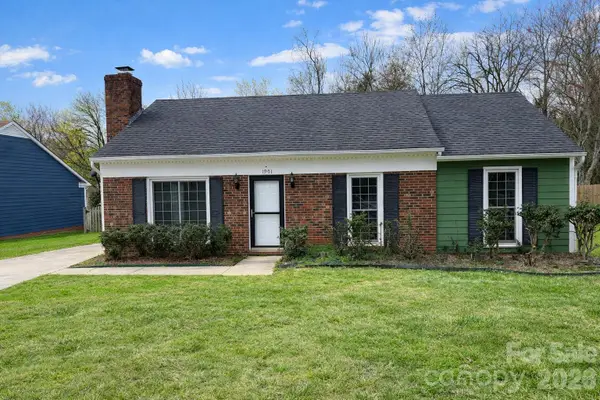 1901 Burgandy Drive, Charlotte, NC 28262