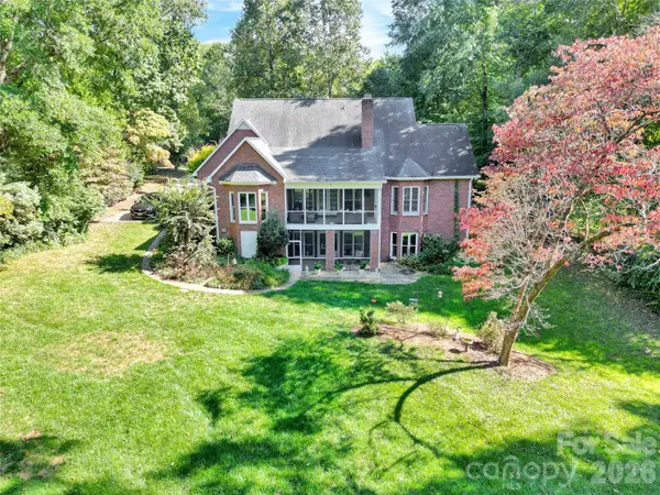 5476 Deer Run Court, Davidson, NC 28036