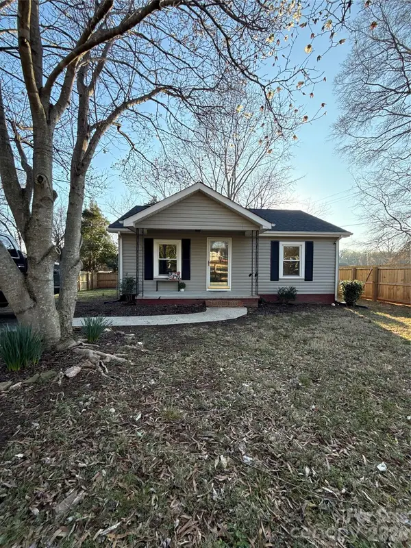 604 Walnut Street, Belmont, NC 28012