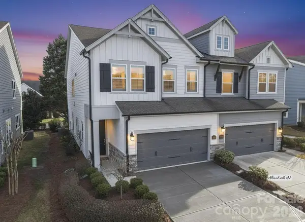 11101 Cobb Creek Court, Charlotte, NC 28277