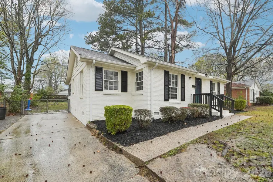 735 Pondella Drive, Charlotte, NC 28213 - #2